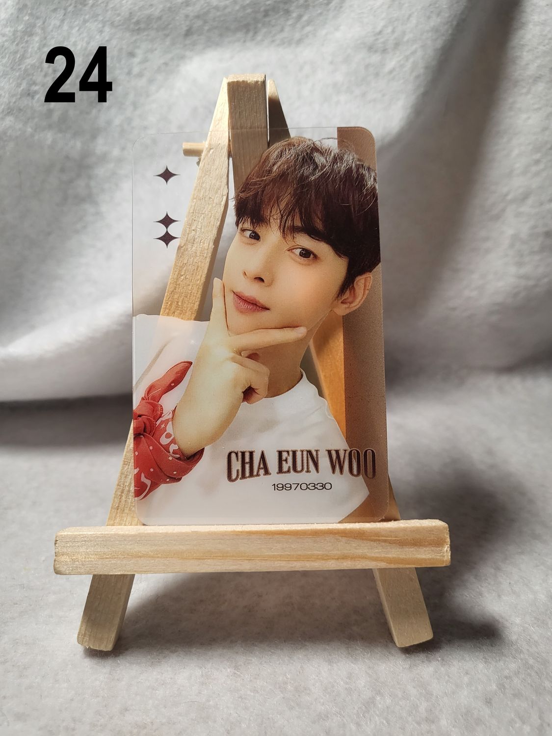 Cartes transparentes Cha Eun-Woo – Un indispensable pour les fans de K-Drama et K-Pop