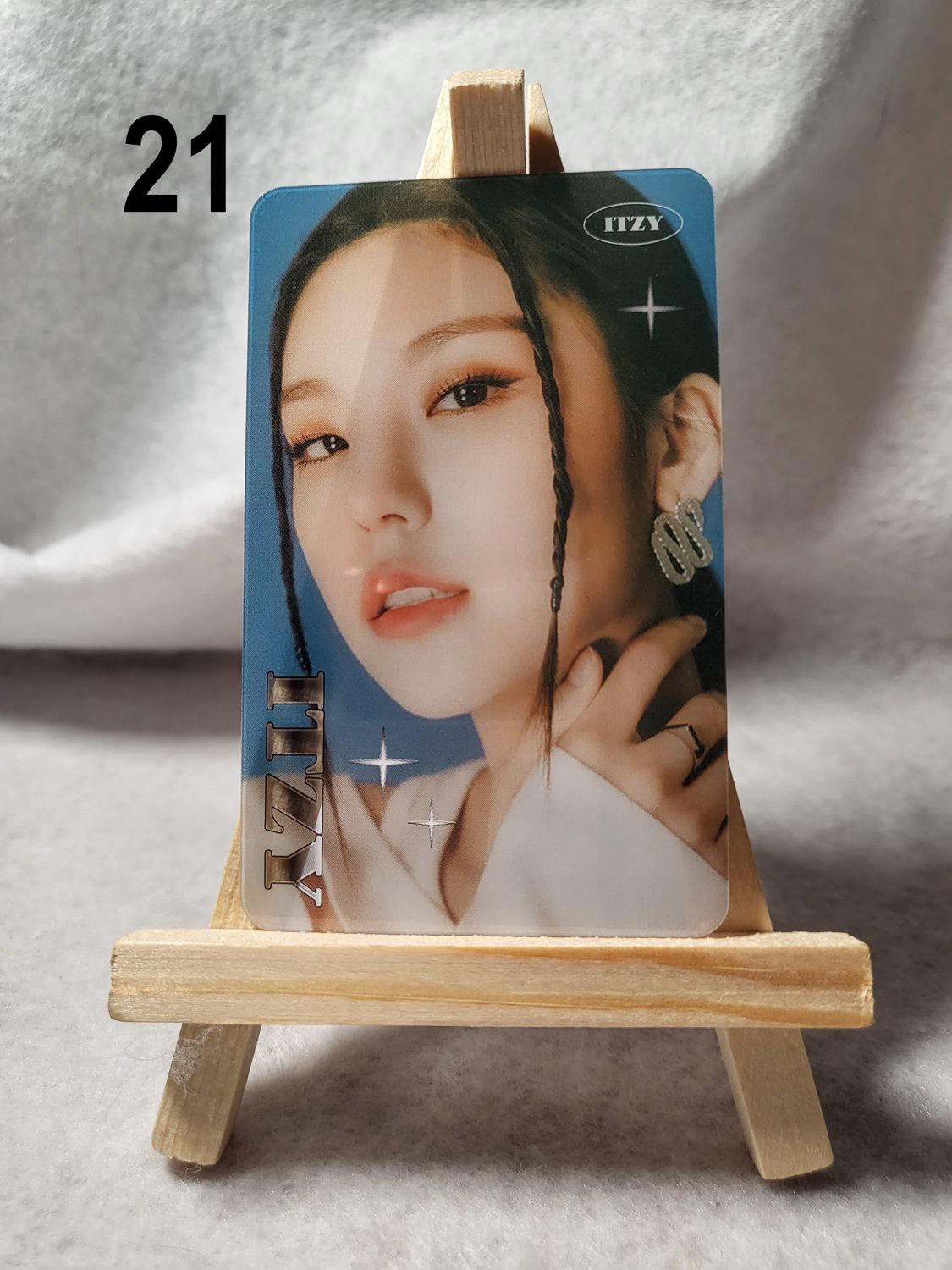 Cartes transparentes ITZY – Un essentiel pour les MIDZY