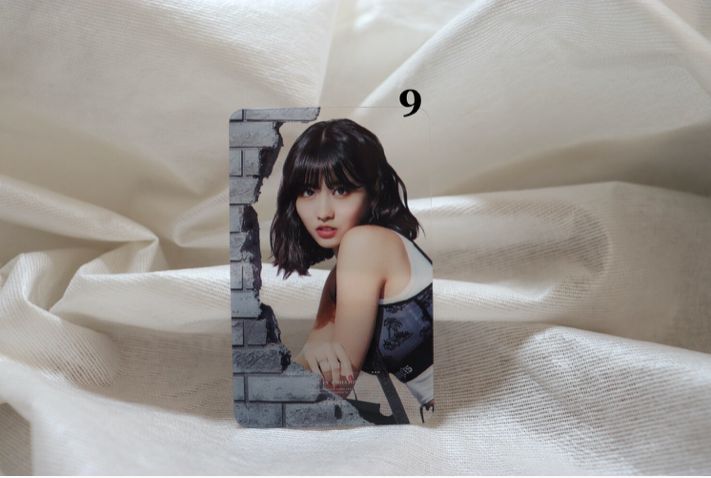 Cartes transparentes TWICE – La collection parfaite pour les ONCE !