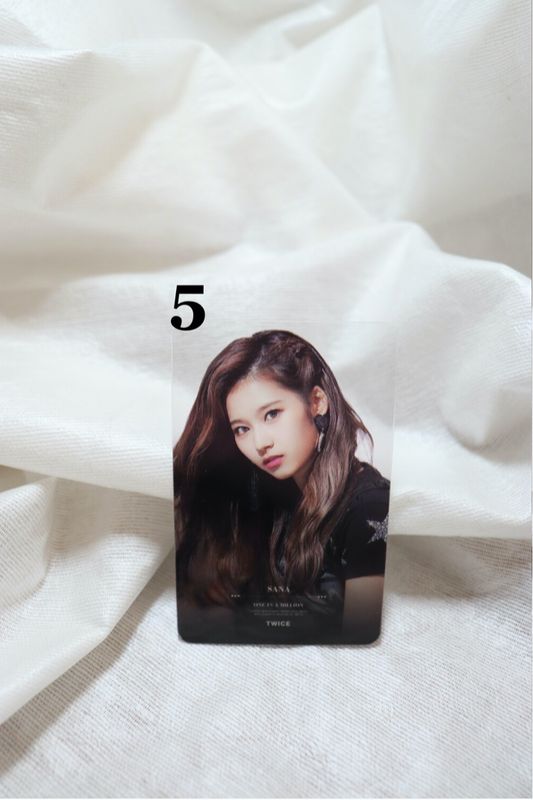 Cartes transparentes TWICE – La collection parfaite pour les ONCE !