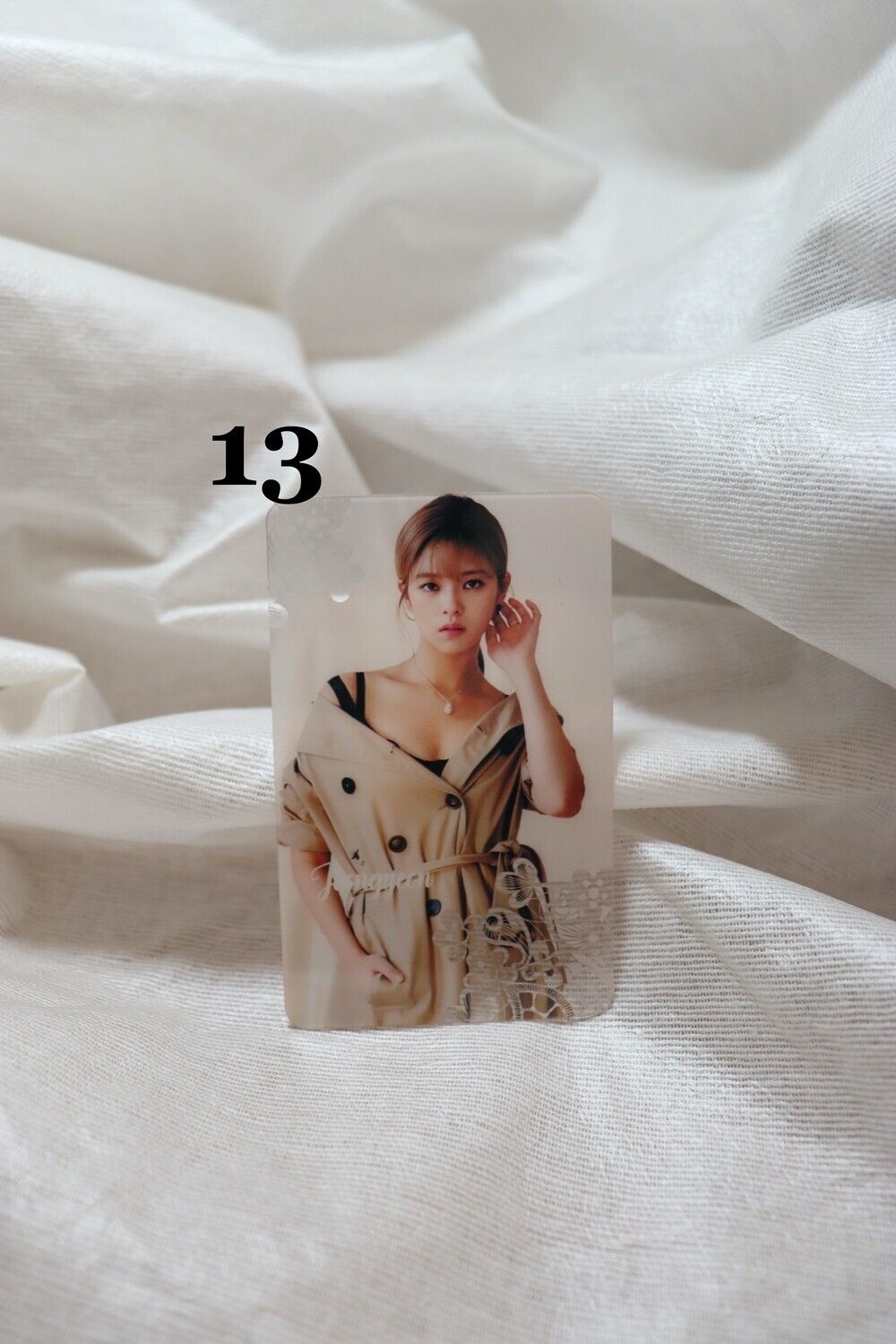 Cartes transparentes TWICE – La collection parfaite pour les ONCE !
