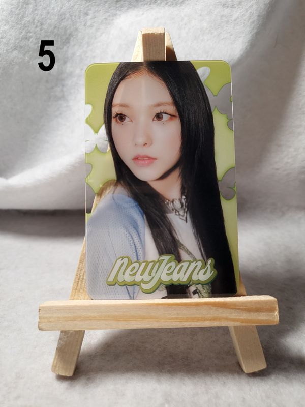 Photocards transparentes NEWJEANS – L’incontournable pour les Bunnies !