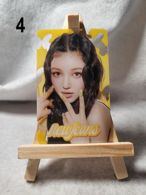 Photocards transparentes NEWJEANS – L’incontournable pour les Bunnies !