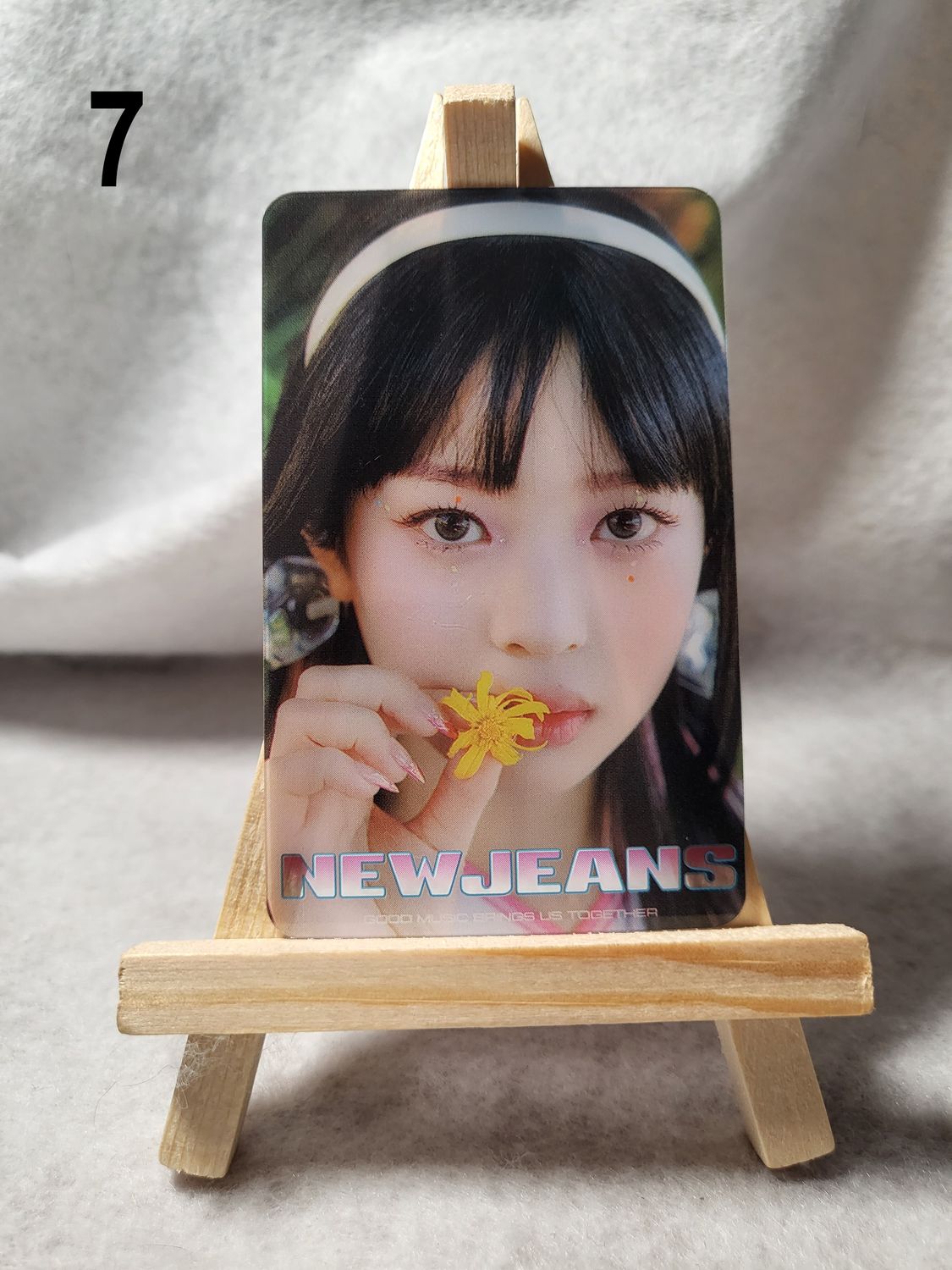 Photocards transparentes NEWJEANS – L’incontournable pour les Bunnies !