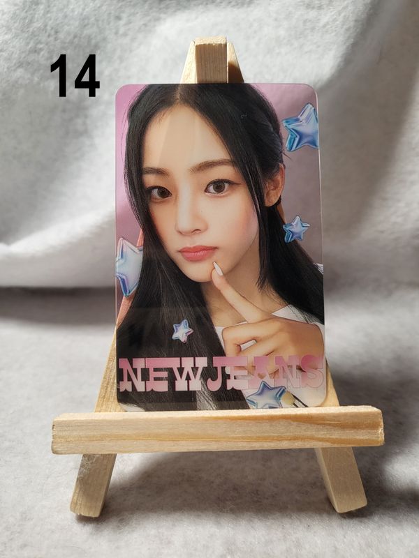 Photocards transparentes NEWJEANS – L’incontournable pour les Bunnies !
