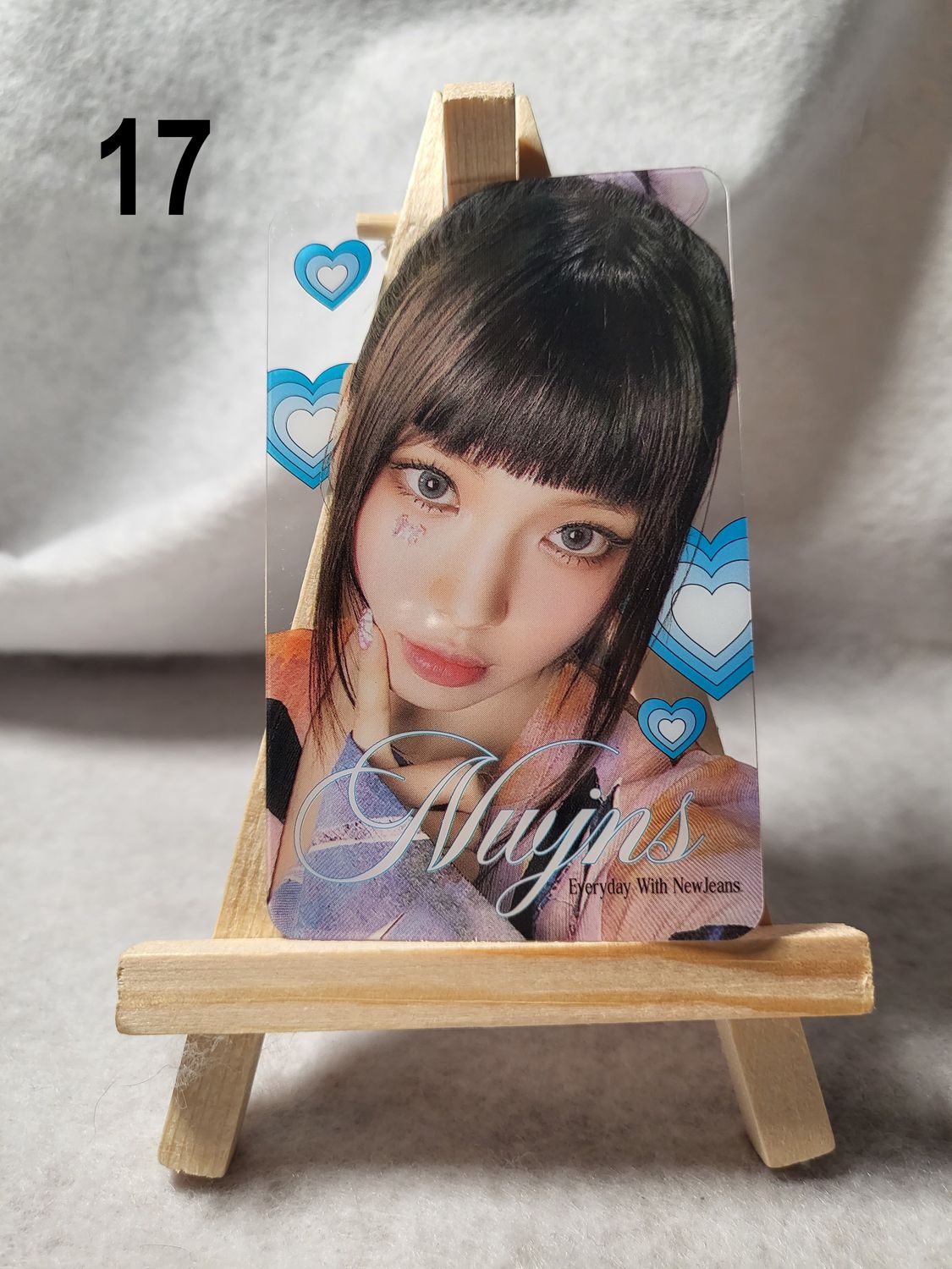 Photocards transparentes NEWJEANS – L’incontournable pour les Bunnies !
