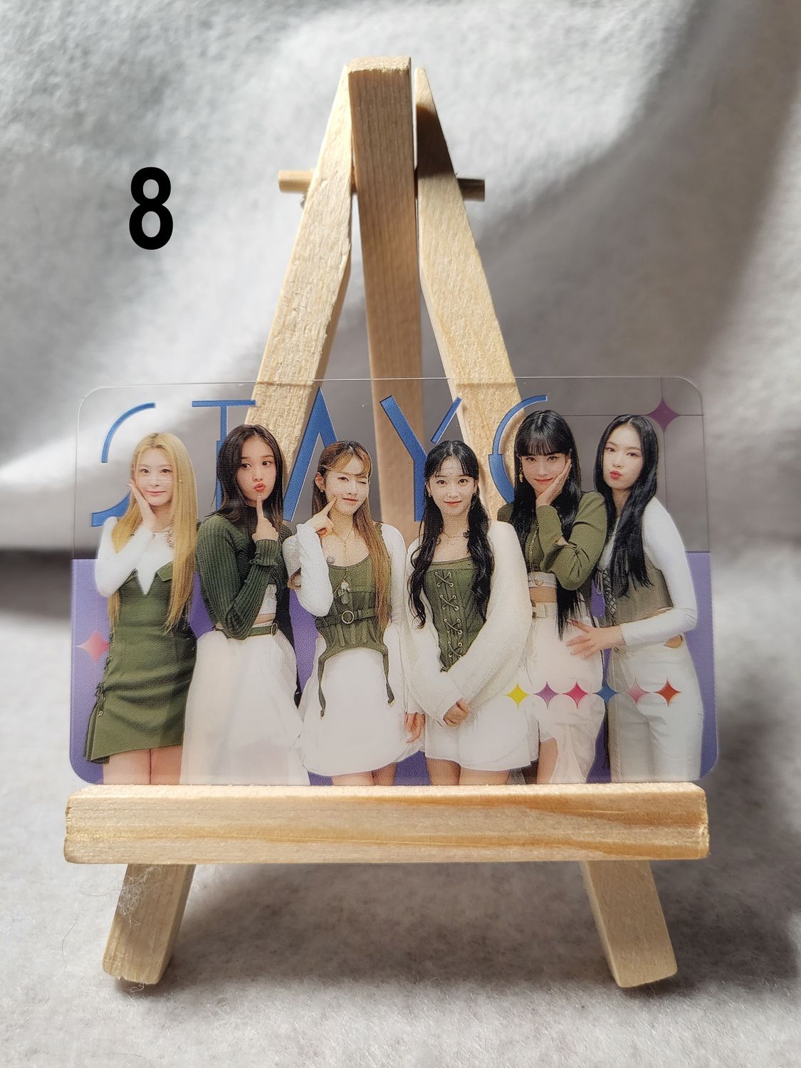 Photocards transparentes STAYC – Le must-have pour les SWITH !