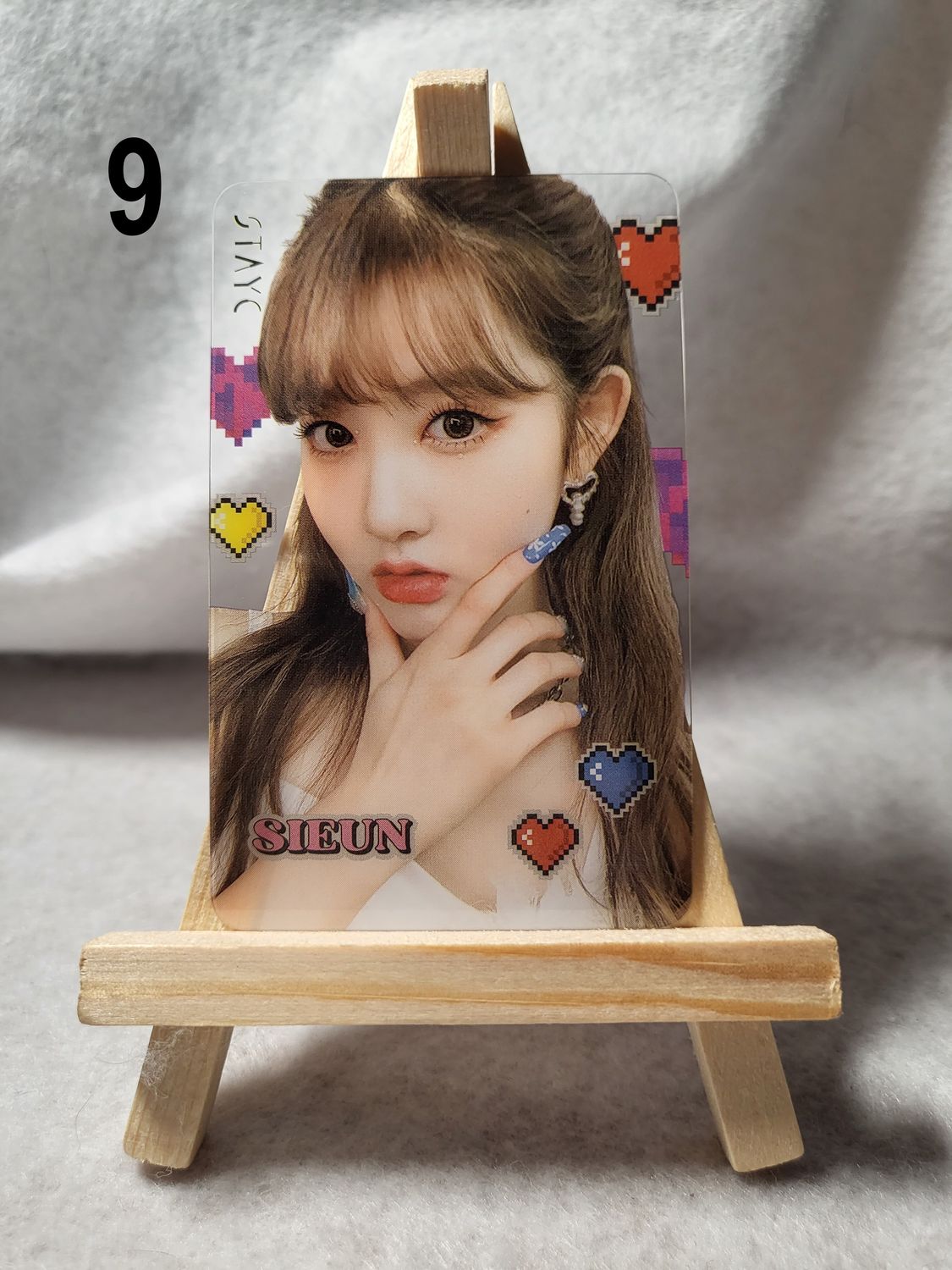 Photocards transparentes STAYC – Le must-have pour les SWITH !