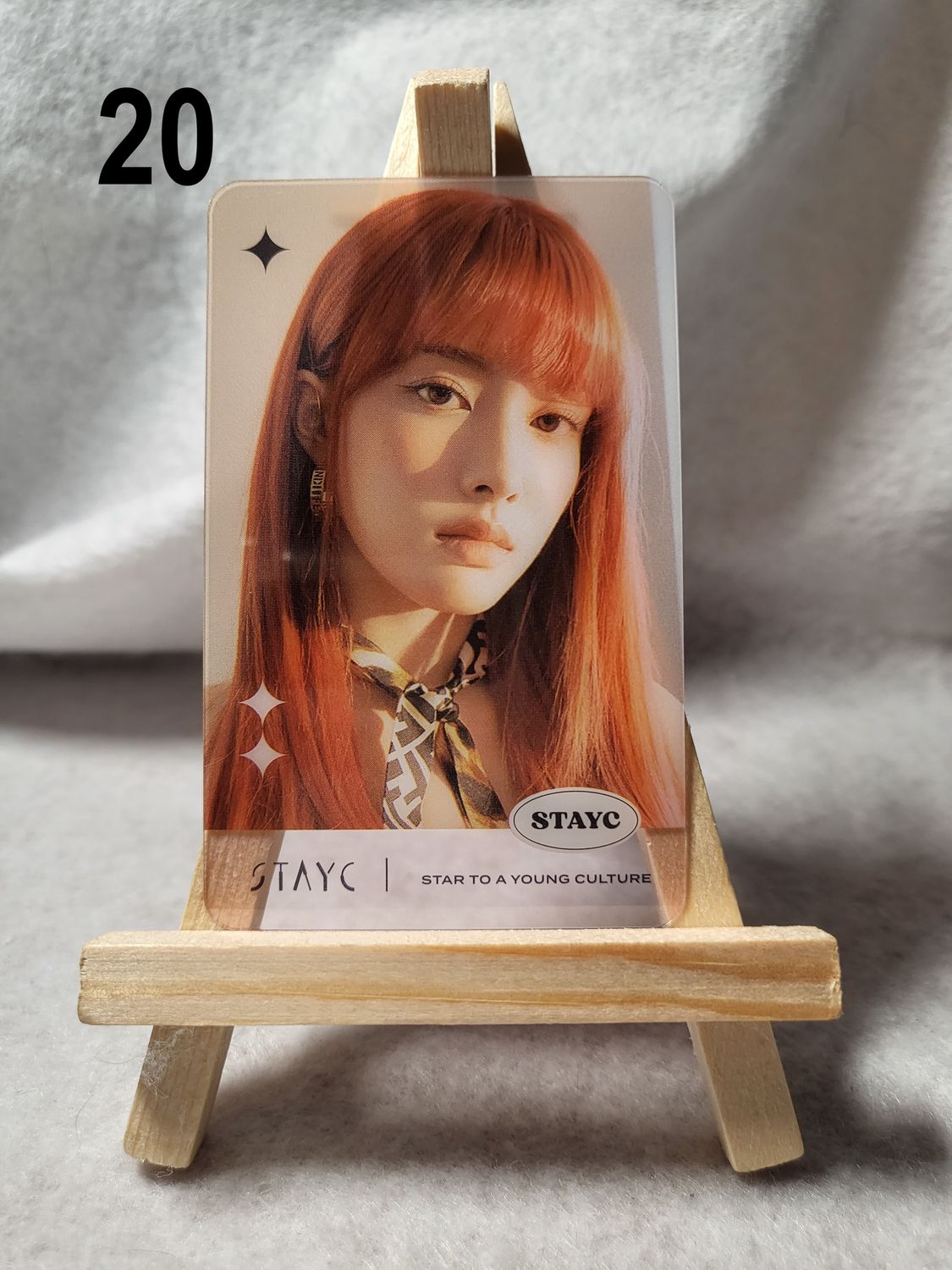 Photocards transparentes STAYC – Le must-have pour les SWITH !