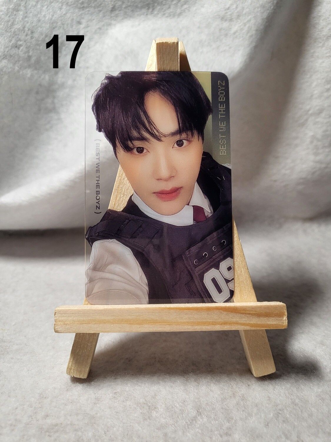 Photocards transparentes THE BOYZ – Collection unique pour les fans de K-Pop