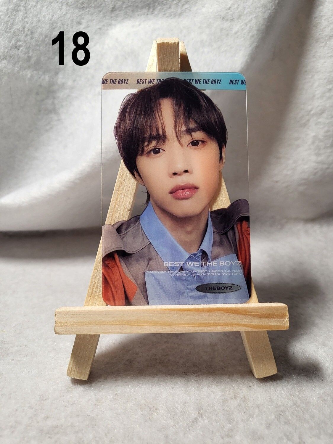 Photocards transparentes THE BOYZ – Collection unique pour les fans de K-Pop