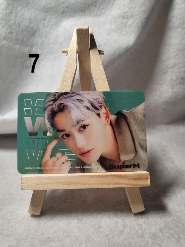 Photocards transparentes SuperM – L’indispensable pour les fans de K-Pop !