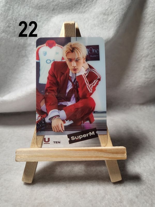 Photocards transparentes SuperM – L’indispensable pour les fans de K-Pop !