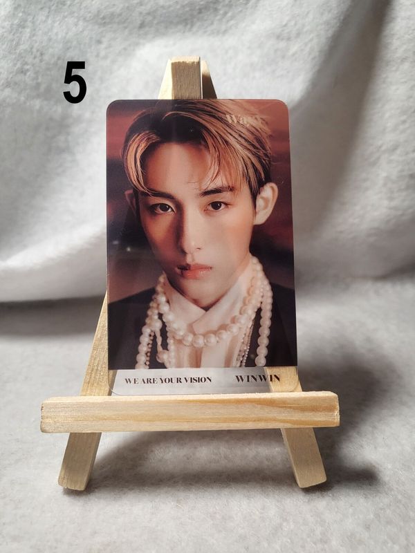Photocards transparentes WayV – L’incontournable pour les WayZenNi !