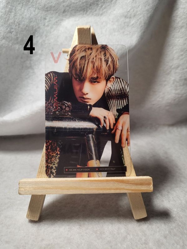 Photocards transparentes WayV – L’incontournable pour les WayZenNi !