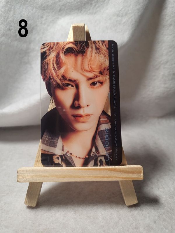 Photocards transparentes WayV – L’incontournable pour les WayZenNi !