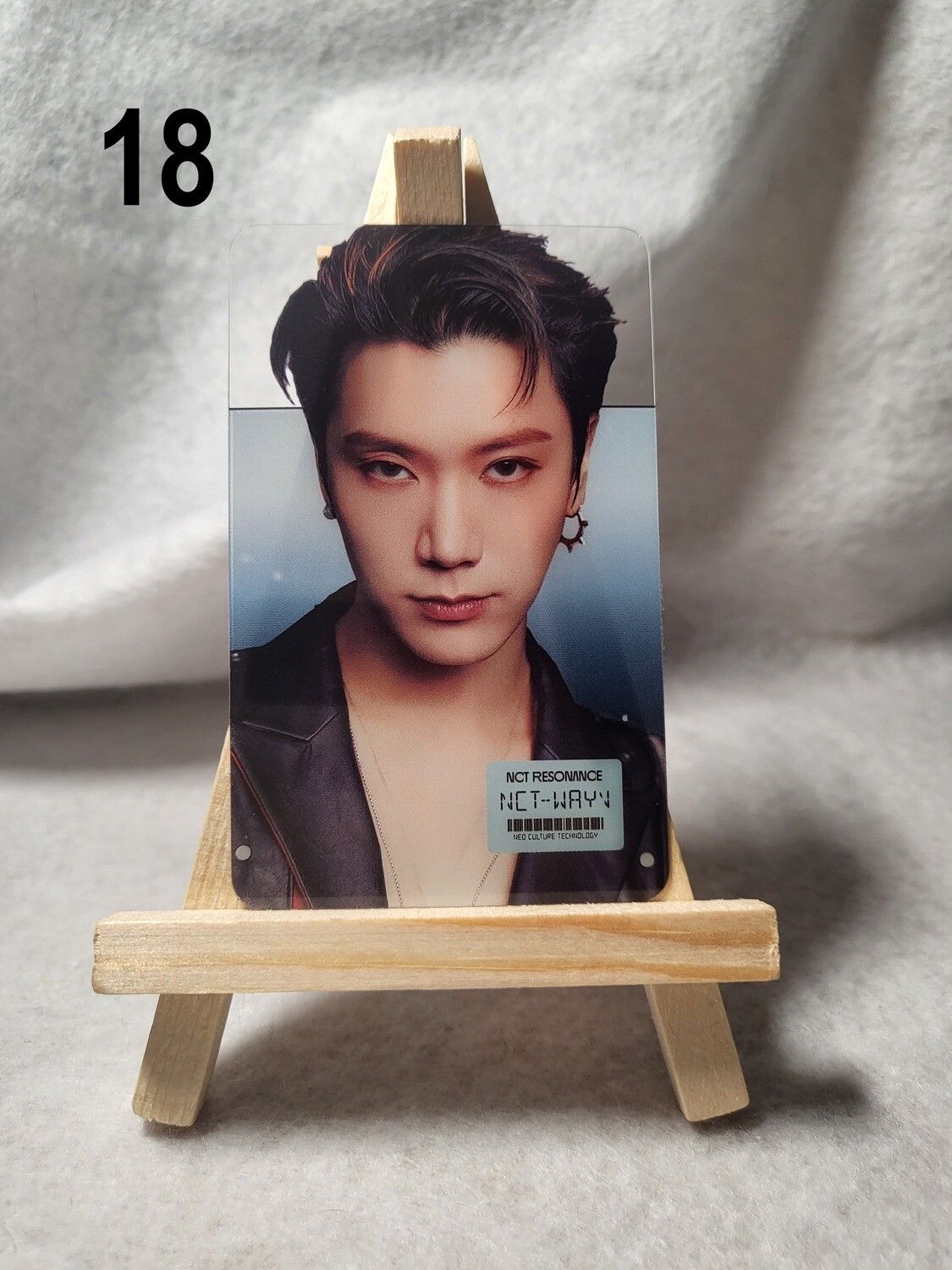 Photocards transparentes WayV – L’incontournable pour les WayZenNi !