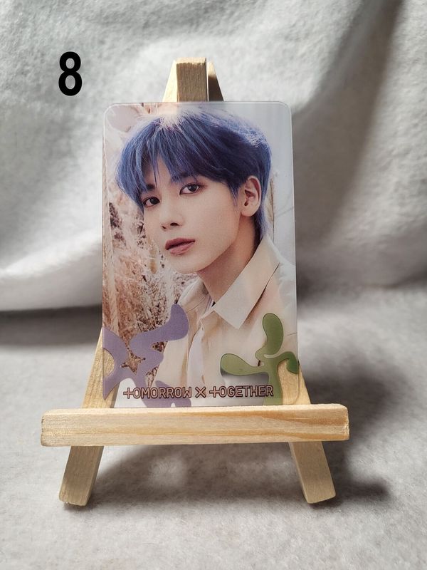 Photocards transparentes TXT (TOMORROW X TOGETHER) – L’essentiel pour les MOA !