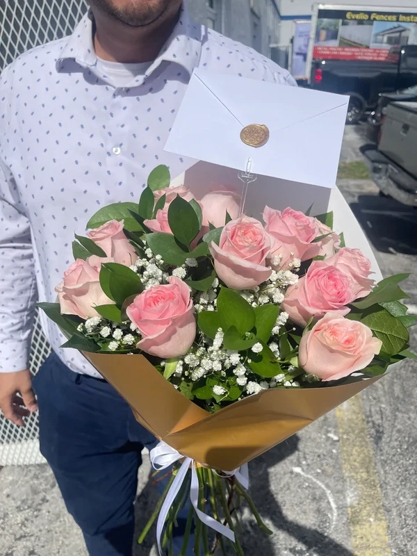Dozen Roses Hand-Bouquet
