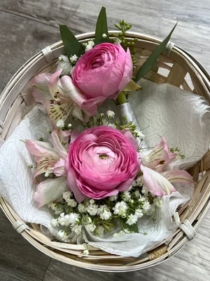 Boutonniere & Corsage Deluxe