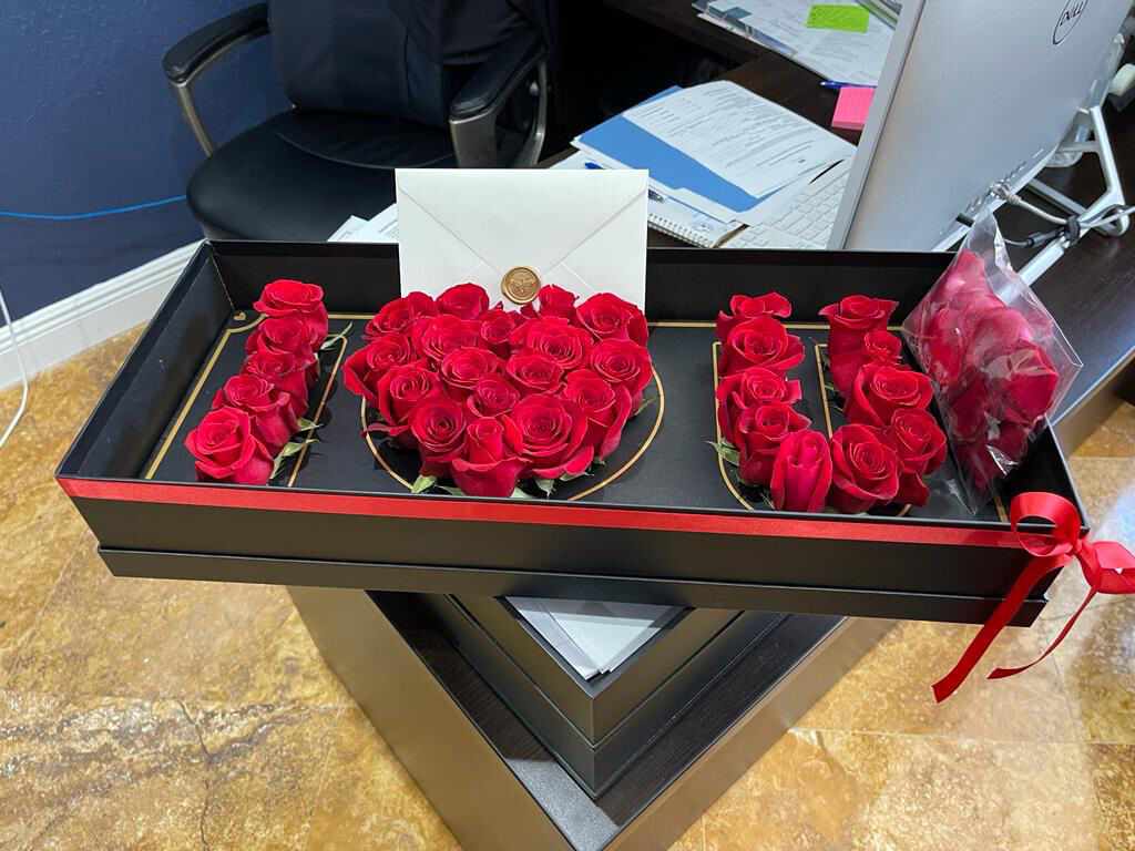 I LOVE U box Valentine’s
