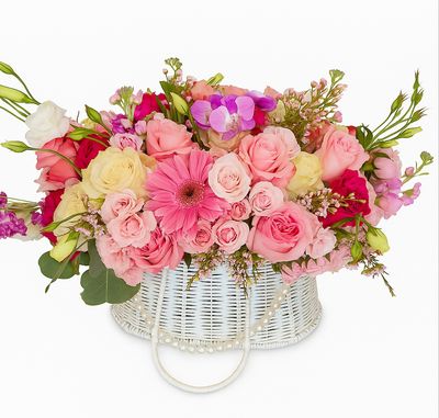 Luxury Floral Basket with Roses and Orchids Luxury Floral Basket with Roses and Orchids