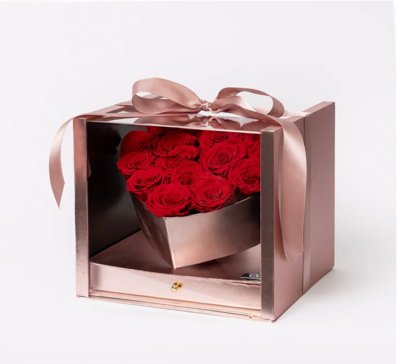 Heart Box. Preserved Roses Heart Box. Preserved Roses