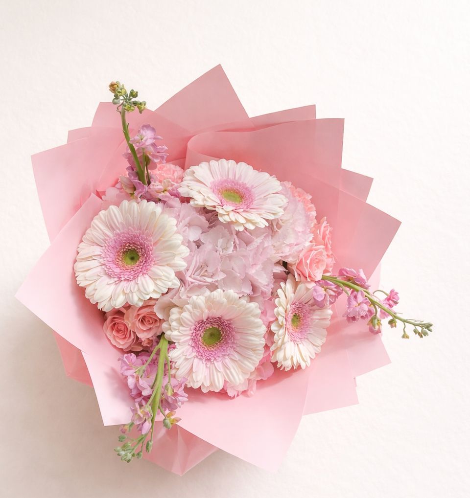 Seasonal Bouquets  Petit