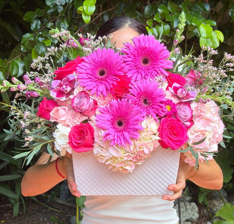 Pink Garden Luxe Bouquet Pink Garden Luxe Bouquet