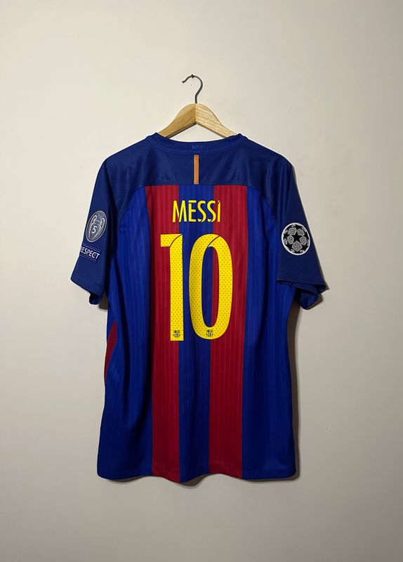 Lionel Messi FC Barcelona home football shirt (XL)