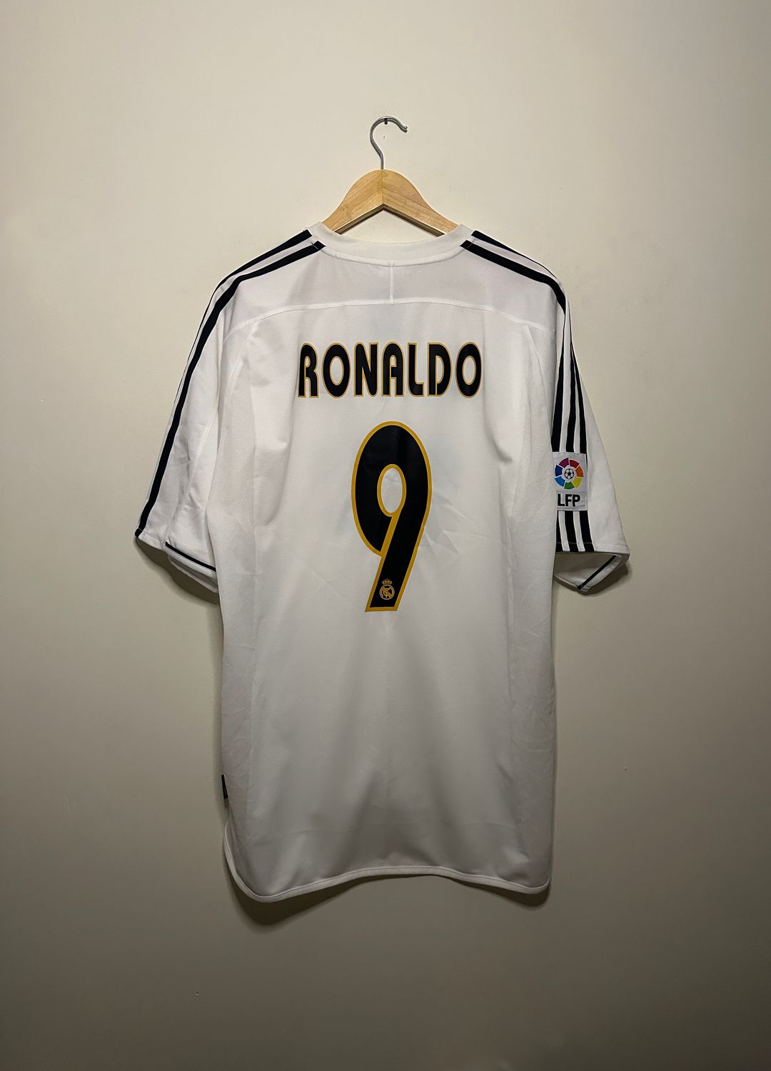Ronaldo Real Madrid CF 2003-04 home football shirt (XL)