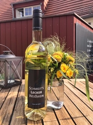 Schmidt's lecker Weißwein - Weingut DREI HERREN