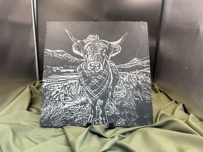 Highland Cow Slate Plaque – Engraved Natural Slate Decoration