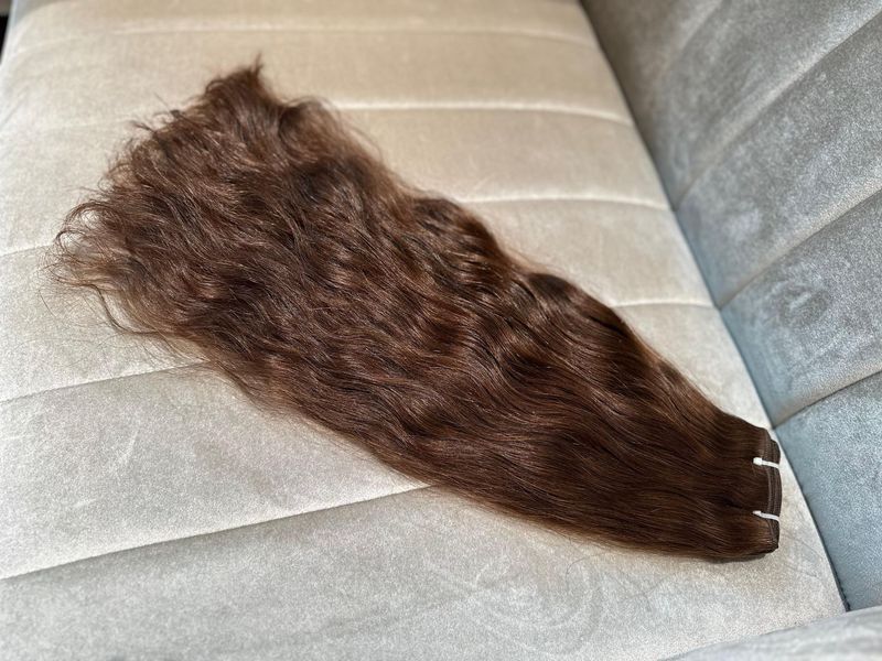 15. Naturgewellte Schnitthaartresse 15. Naturgewellte Schnitthaartresse