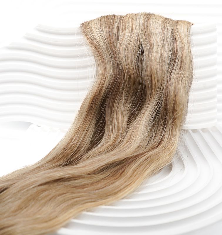 Ashlyn slawische Bondings gewellt