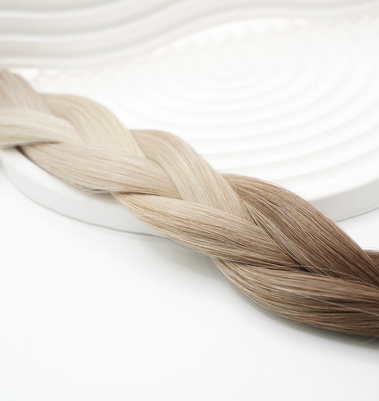 Root White Smoke slawische Bondings gewellt Root White Smoke slawische Bondings gewellt