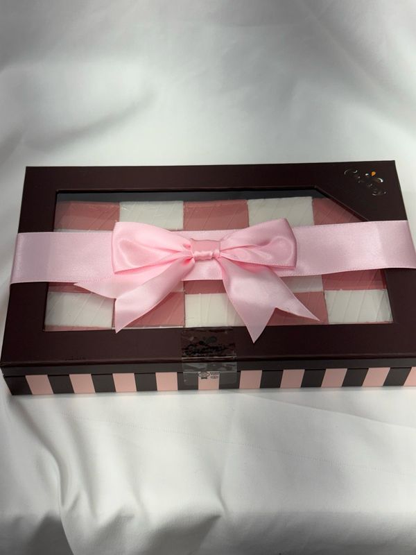 Pink Peanut Chew Gift Box