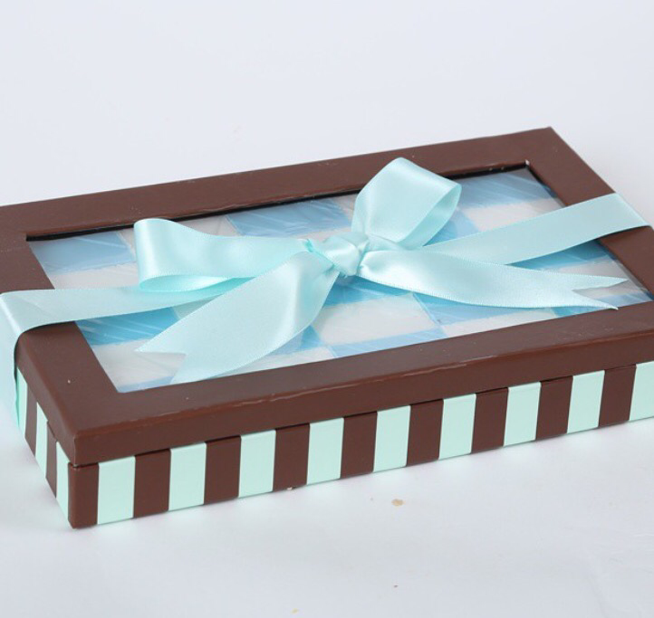 Blue peanut chew gift box