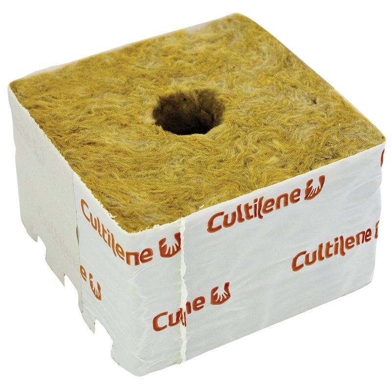 Cultilene 100mm (4") Cube with Small Hole (28/35)