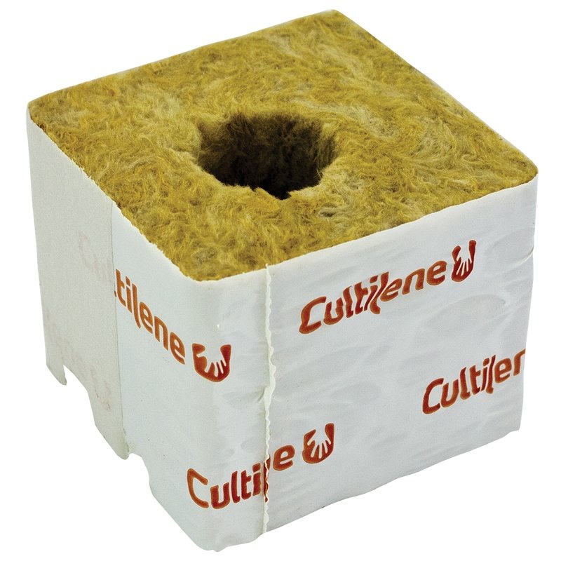 Cultilene 75mm (3") Cube with Small Hole (28/35)