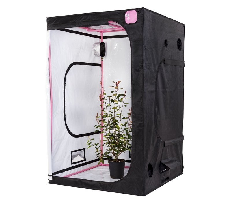LED-Qube 140 – 1.4m x 1.4m x 2.2m