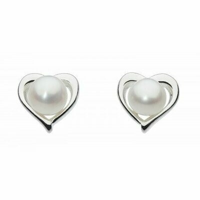 Dew Heart with Pearl Stud Earrings