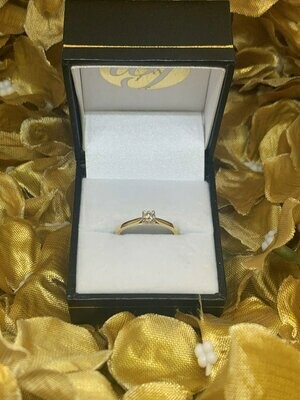 18ct Gold Diamond Solitaire Brilliant Cut Ring 0.25ct