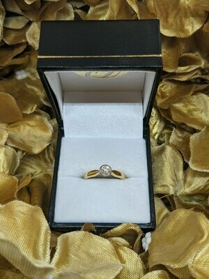 18ct Gold Diamond Solitaire Brilliant Cut Ring 0.28ct