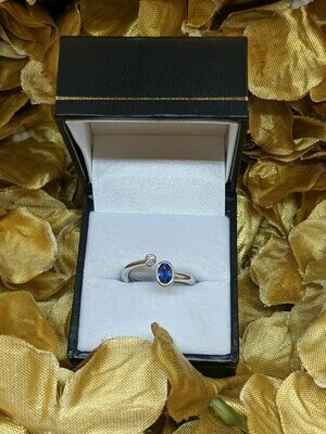 9ct White Gold Blue Sapphire Diamond Wraparound Ring