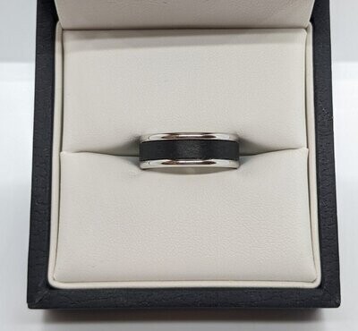 9ct White Gold 7mm Carbon Fibre Wedding Ring