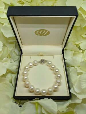 9ct White Gold Pearl Bracelet 10-11mm