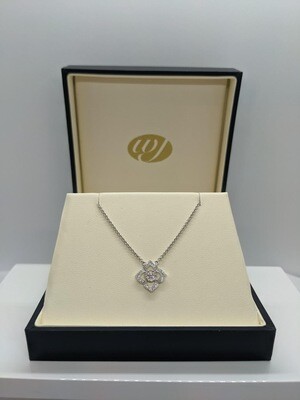 18ct White Gold Vintage Design Diamond Necklace 0.43ct