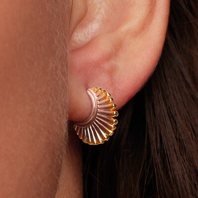Kit Heath Essence Radiance Golden Small Fan Stud Earrings