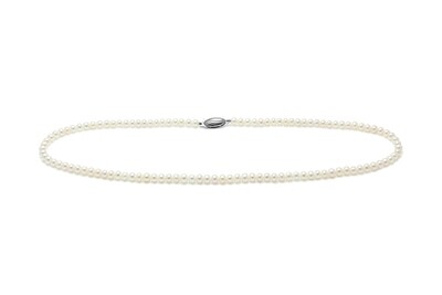 9ct White Gold Akoya Pearl Row Necklace 5-5.5mm
